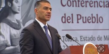 Operación Enjambre desmantela red de funcionarios ligados al crimen: Harfuch