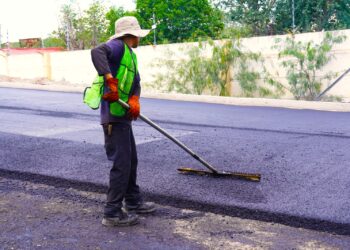 Avanza Municipio con pavimentación del acceso principal al Ejido Sacramento
