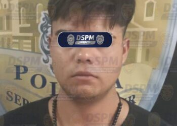 Agentes de la Policía Municipal recuperan de inmediato auto robado y detienen a un probable involucrado