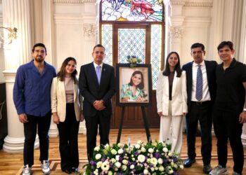 Realiza alcalde Marco Bonilla en sesión de Cabildo homenaje póstumo a regidora Patricia Ulate