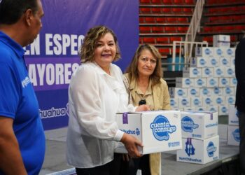 Entrega Gobierno del Estado apoyos alimentarios a adultos mayores en la capital