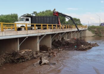 Estado supervisa zonas susceptibles de afectación por lluvias en Casas Grandes